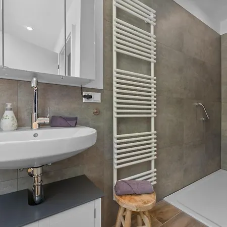 Huus Johann * Гретзиль